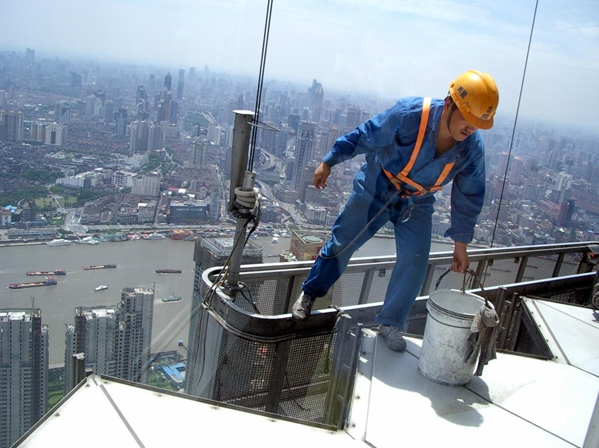 How dangerous is high rise window cleaning?