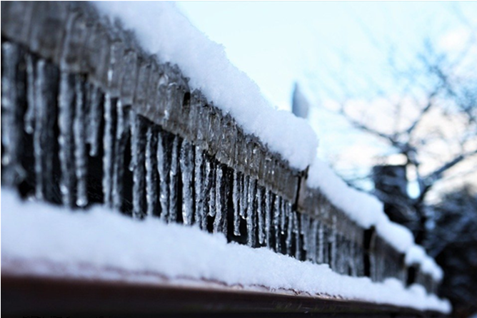 How do you clean gutters with gutter guards?