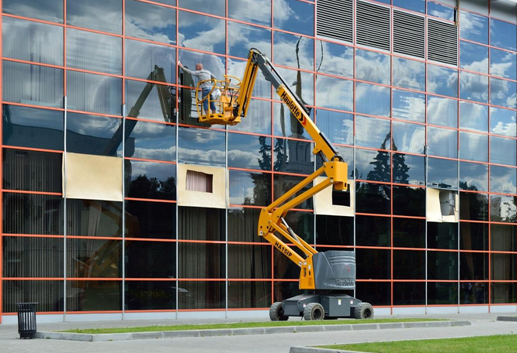 What do professional window cleaners use to clean windows? 