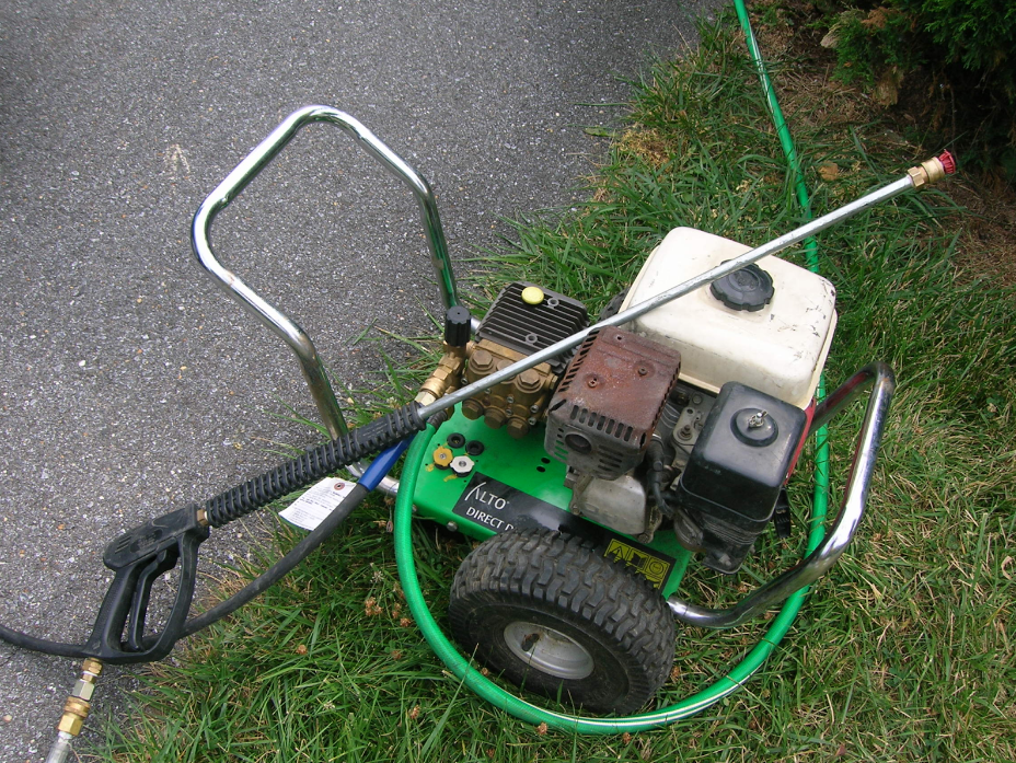 Gas or Electric Pressure Washer?