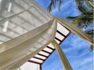 How to clean canvas awning fabric: acrylic, natural, or vinyl? 